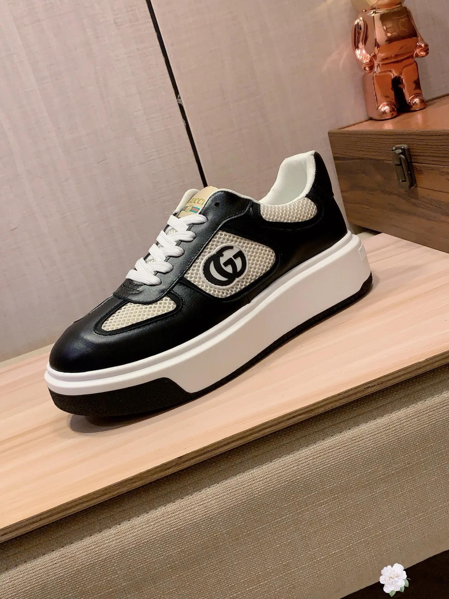 Men's men's shoes💰460💰💰🎩🎩[Lightning][Lightning] "Gucci*" The latest • popular casual shoes, top brand [seduce] luxury ~ purchasing agency, top ~ quality. [Strong] The upper is made of imported breathable cowhide with material ➕ breathable sheepskin feet (•) and fine workmanship. The original stylish and stylish soft rubber wear-resistant and non-slip outsole is light and comfortable on the feet. The real thing looks better when photographed in person. 0127: code: 38-44, 2️⃣ colors selected